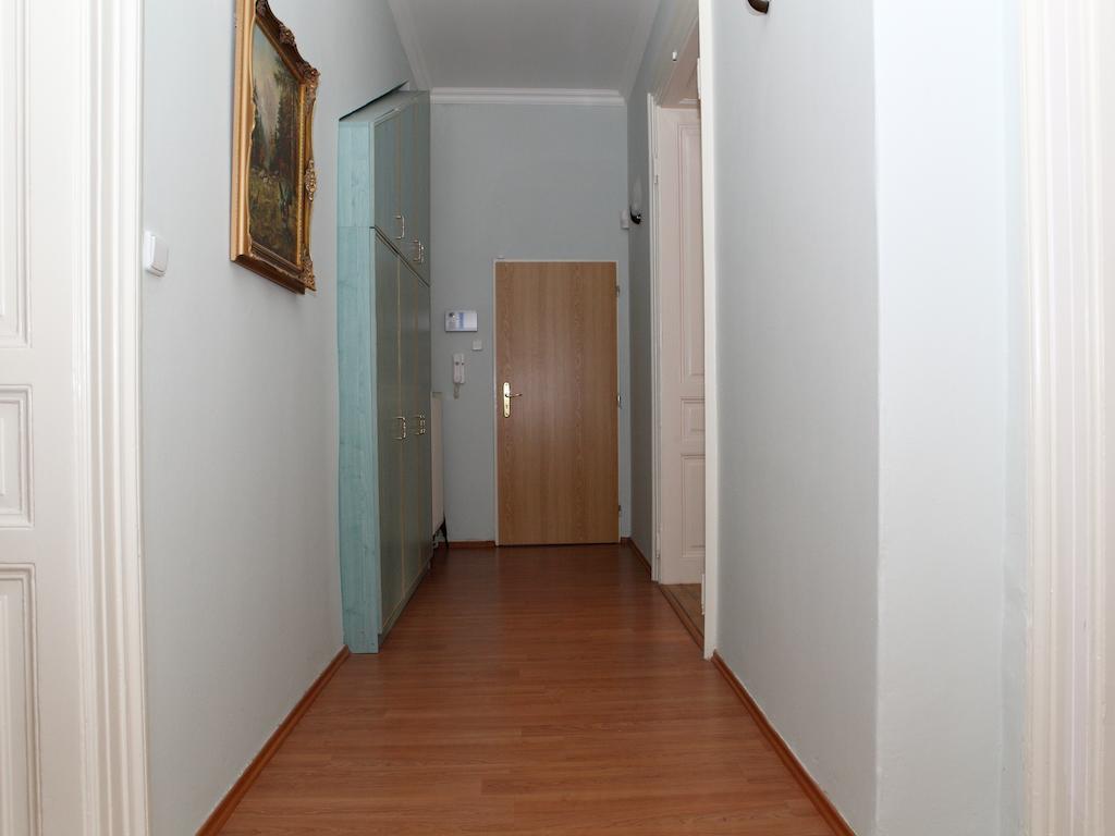 7K - Apartmany Lazenska การ์โลวีวารี ห้อง รูปภาพ