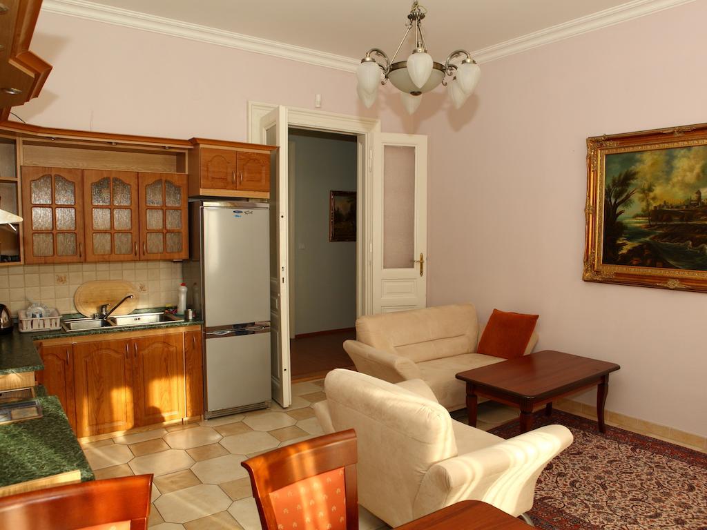 7K - Apartmany Lazenska การ์โลวีวารี ห้อง รูปภาพ